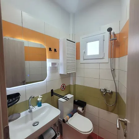Modern, Spacious By The Sea Nea Plagia